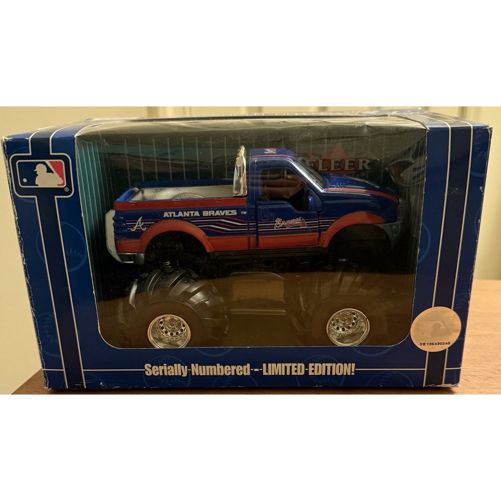 Boston Red Sox monster truck Ford F-350 MLB 1:32nd Scale Fleer Collectible‎